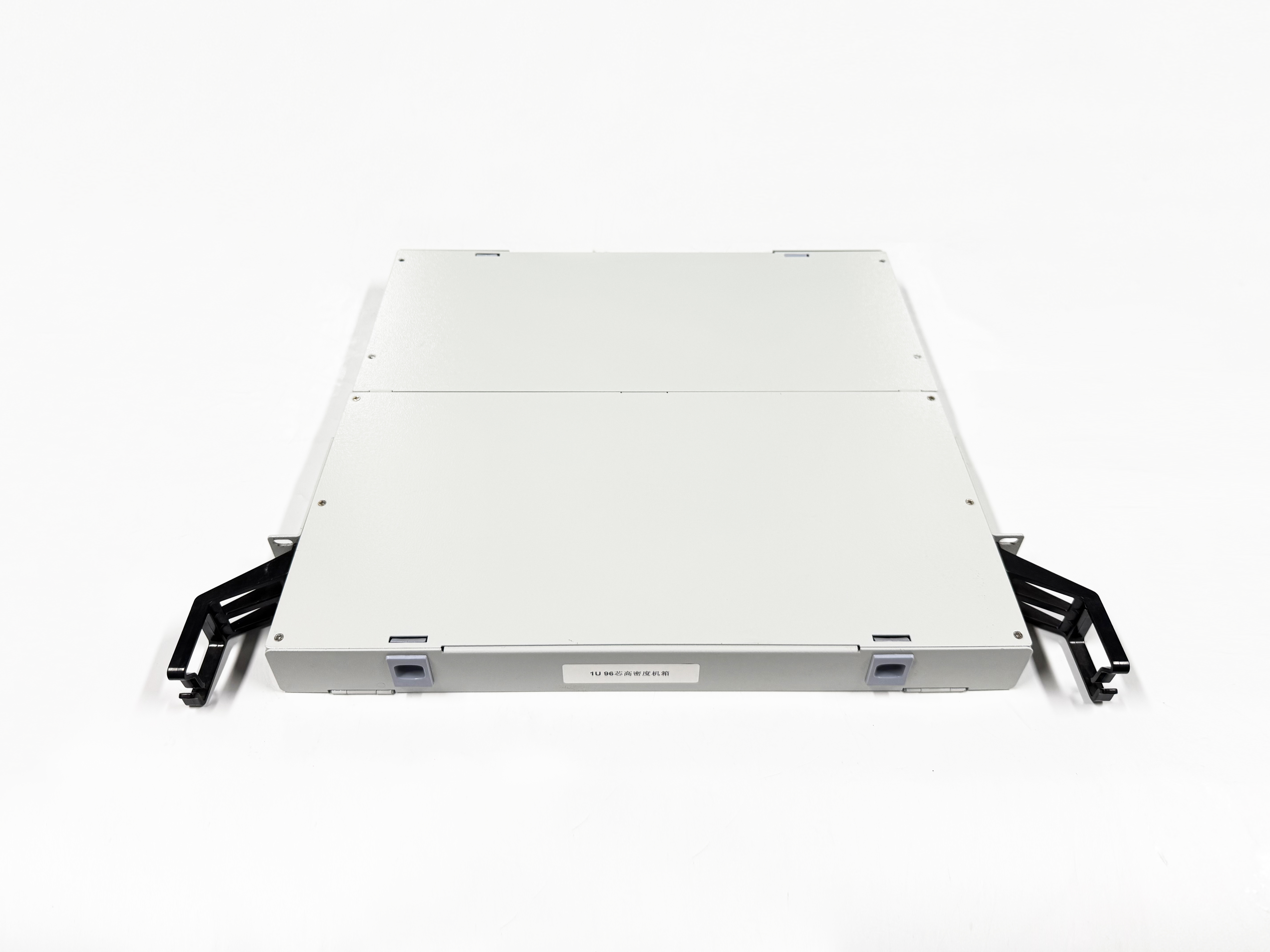 Blog perusahaan terbaru tentang Berapa banyak jenis panel patch MPO untuk Data Center?