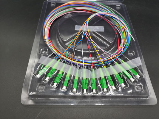 Beli Konektor LC APC Kabel Serat Optik 12 Warna Kuncir Kotak Blister SM G657A1 LSZH pembuatan online