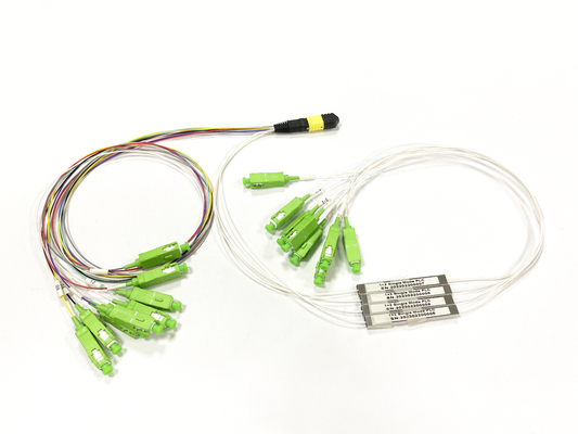 Beli 16Cores MPO Elite PLC Splitter 8Cores MPO&8 Sca Coupler Splitter Hybrid Splitter Untuk Ruang Layanan Pusat Data pembuatan online
